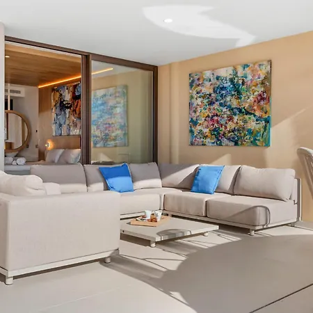 Vivi Homes - Leiro, Bbq, Private Pool And Terrace Apartment